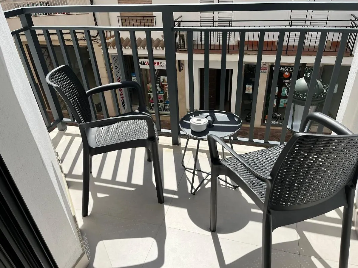 Apartamentos Mombasa 1 Planta 네르하