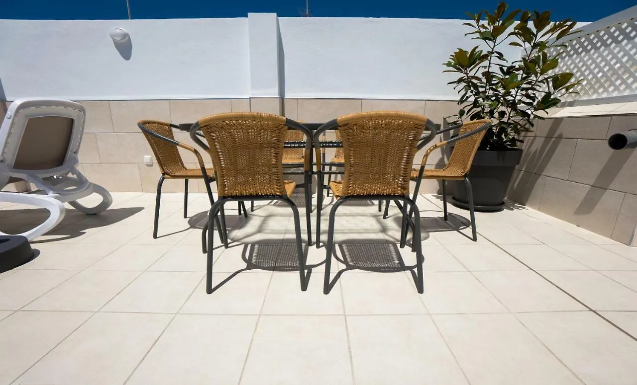 Apartamentos Mombasa 1 Planta 네르하