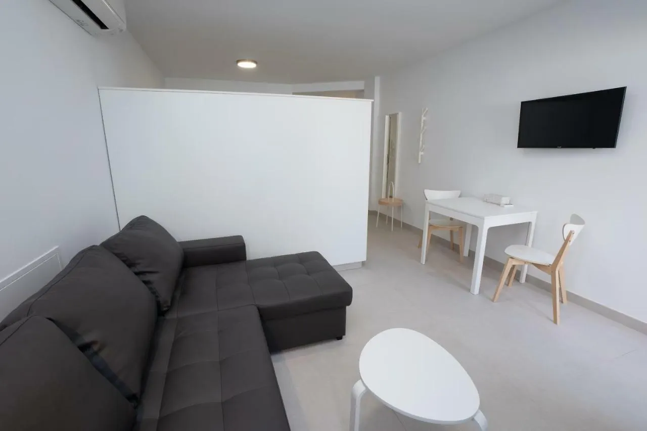 아파트 Apartamentos Mombasa 1 Planta 네르하 스페인