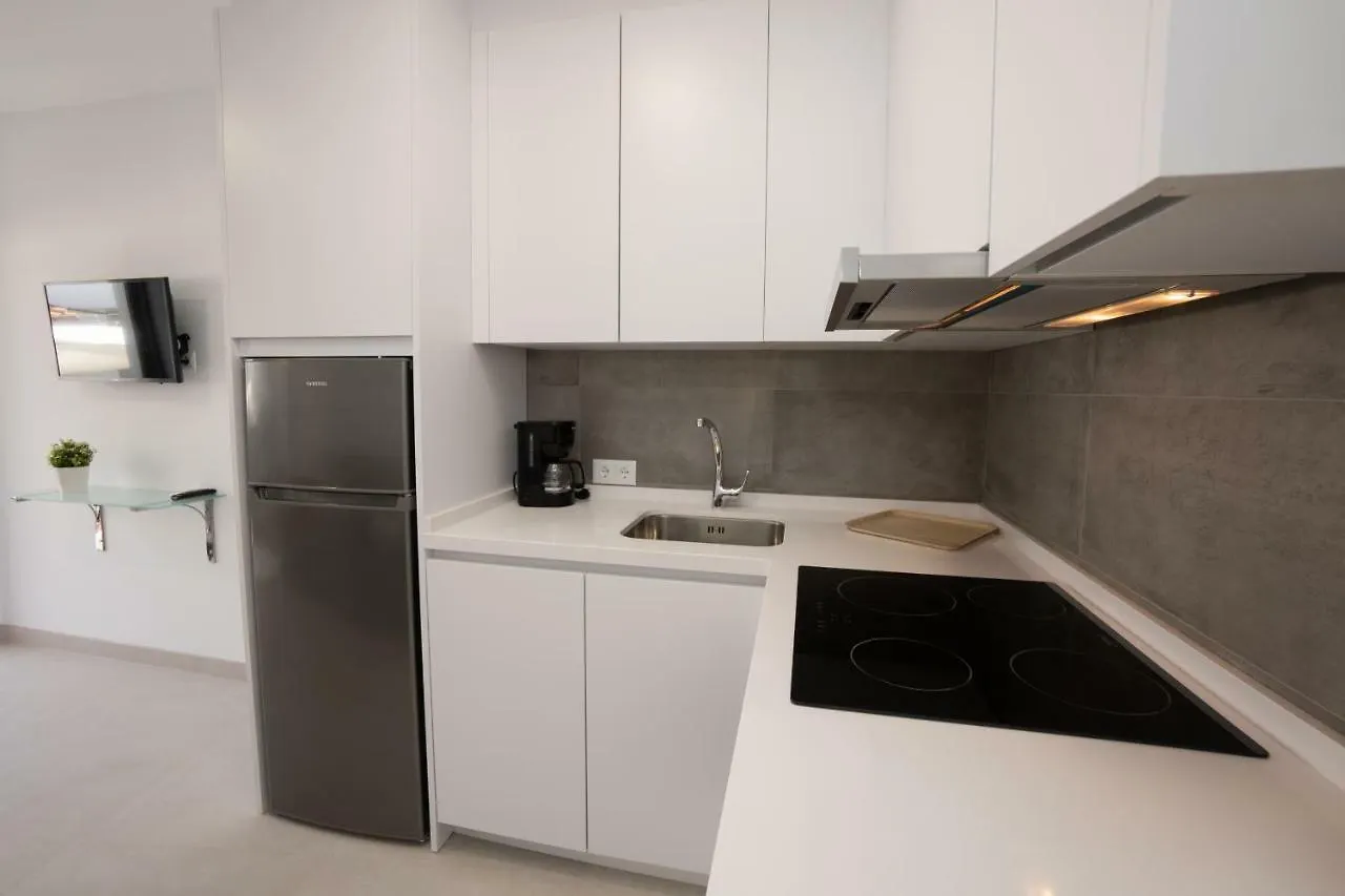 Apartamentos Mombasa 1 Planta 네르하