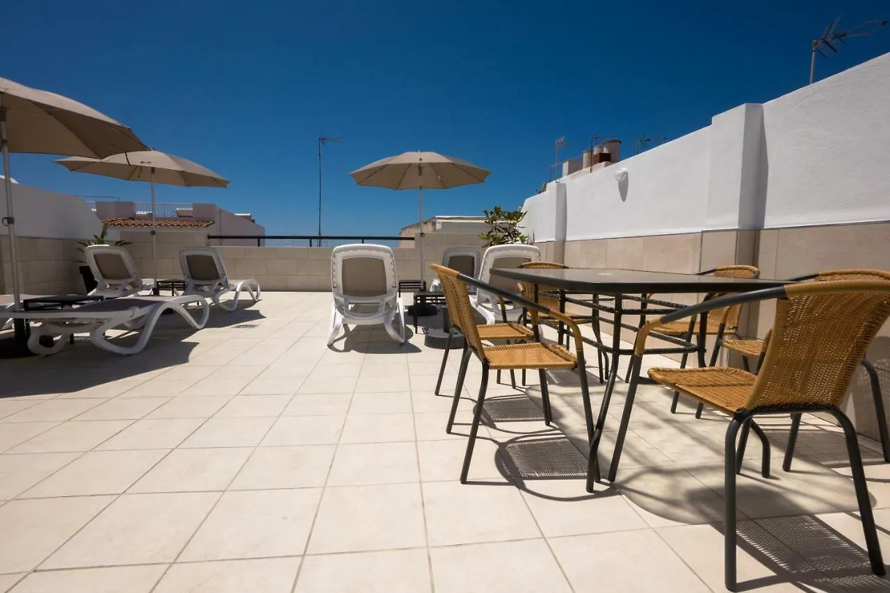 Apartamentos Mombasa 1 Planta 네르하