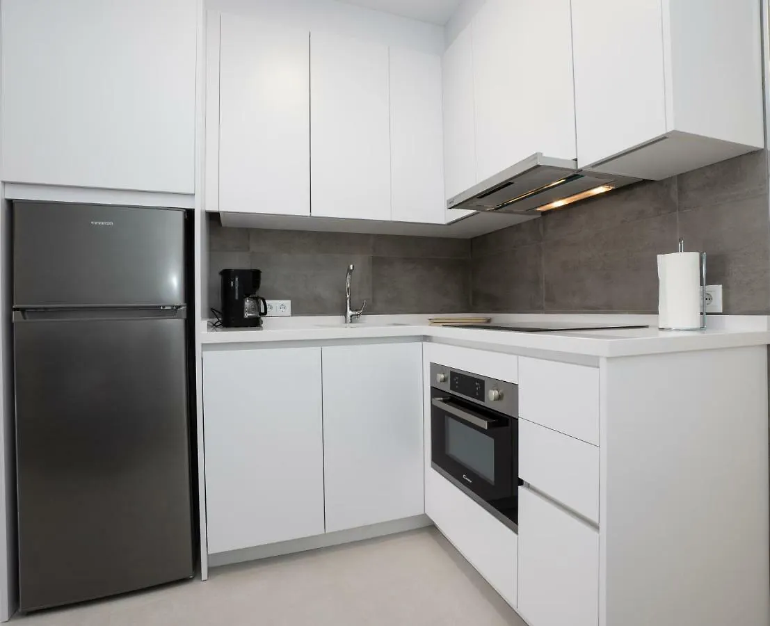 Apartamentos Mombasa 1 Planta 네르하 0*,  스페인